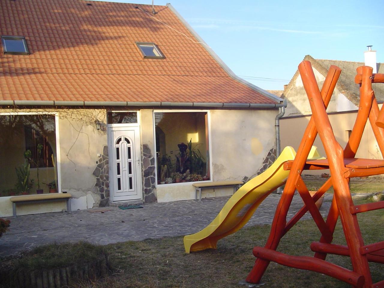 Villa Ametyst Štúrovo Exteriér fotografie
